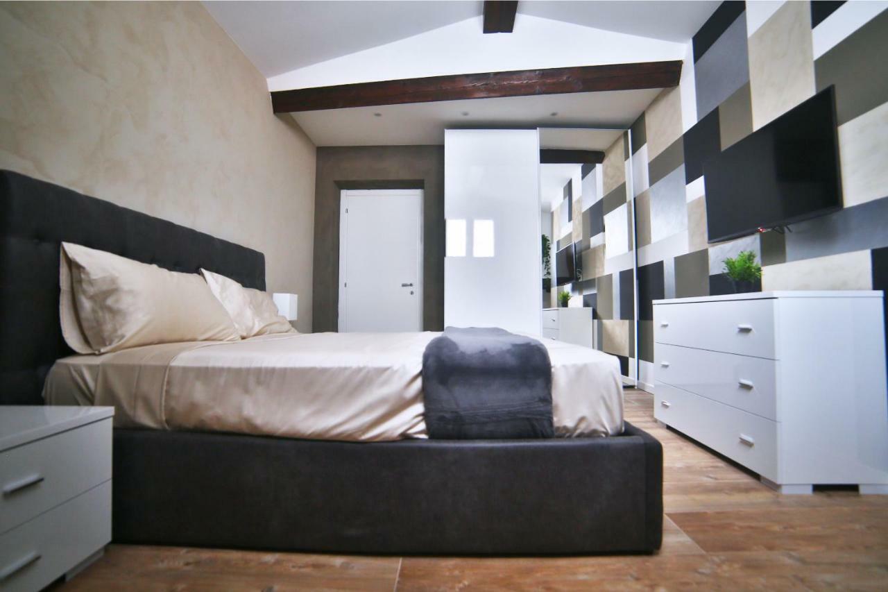 Garibaldi Fifty Attic Near Duomo Lejlighed Milano Eksteriør billede