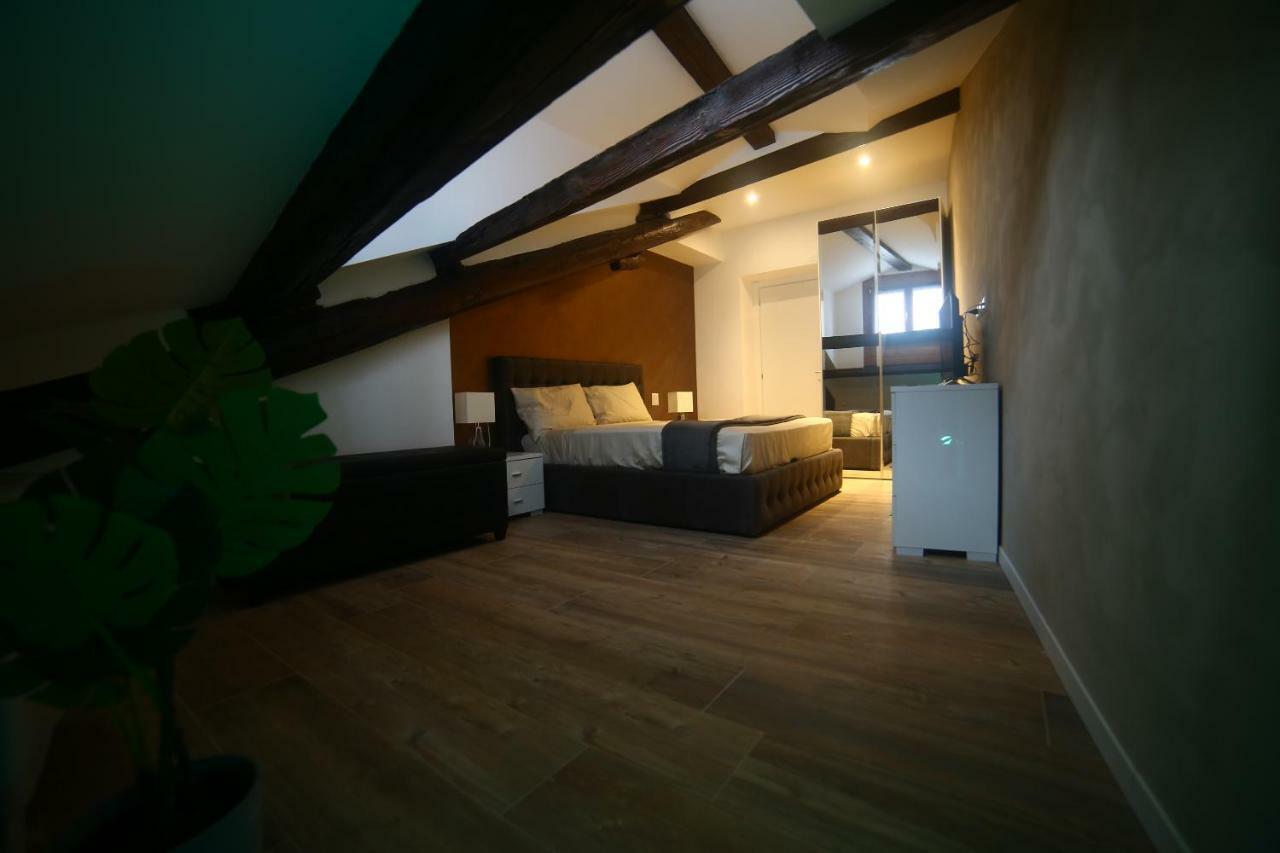 Garibaldi Fifty Attic Near Duomo Lejlighed Milano Eksteriør billede
