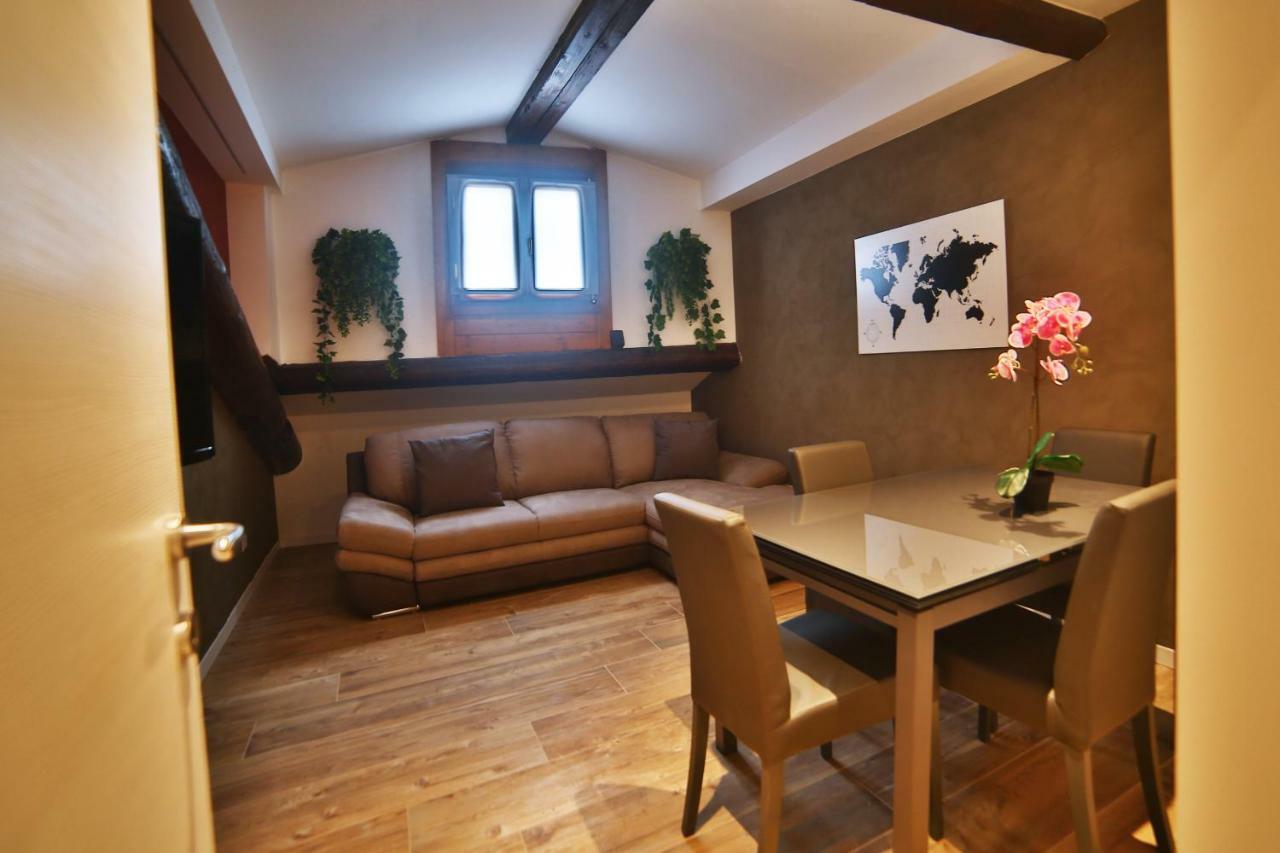 Garibaldi Fifty Attic Near Duomo Lejlighed Milano Eksteriør billede